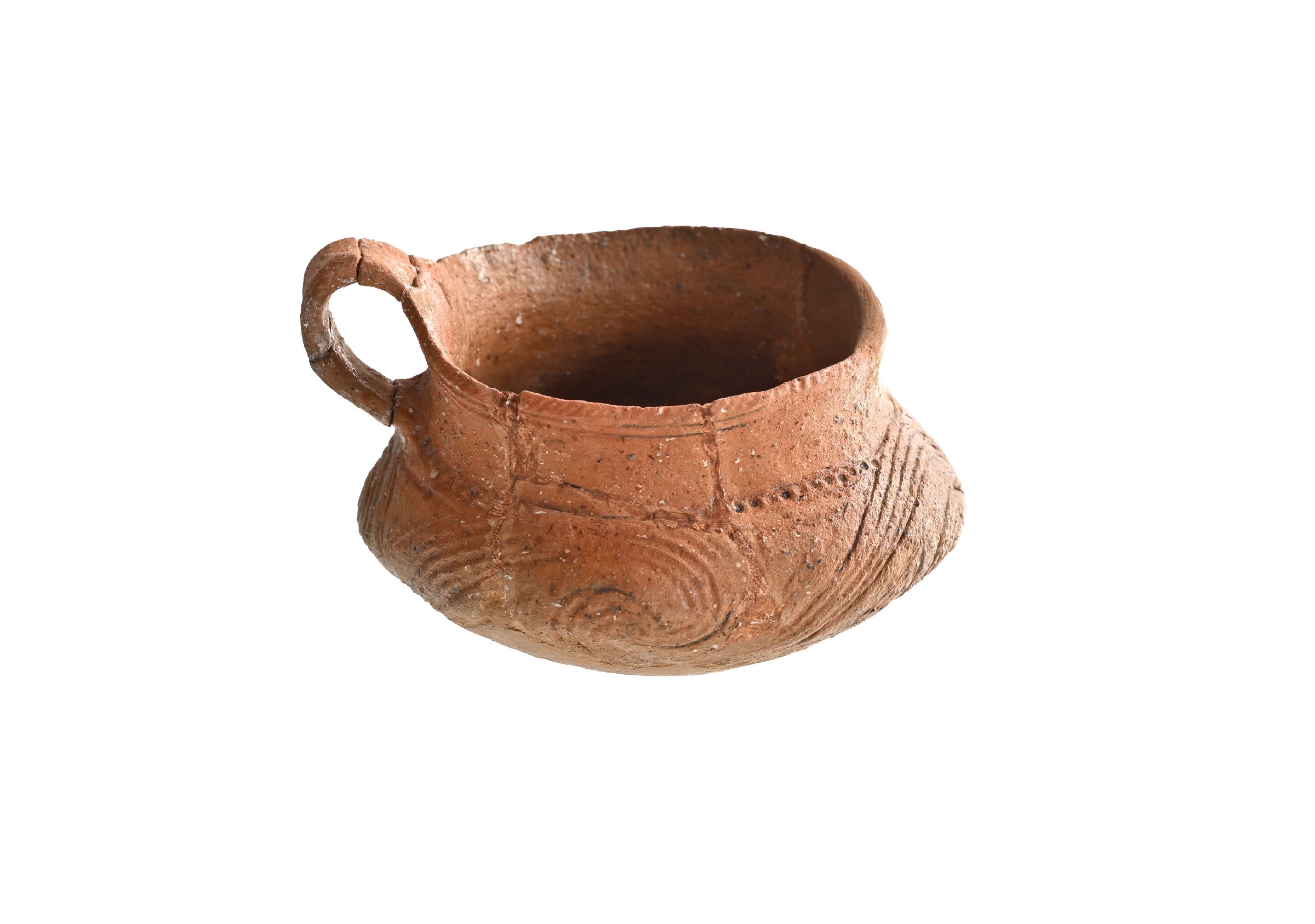 Cană cu o toartă supraînălțată; ornamentată
